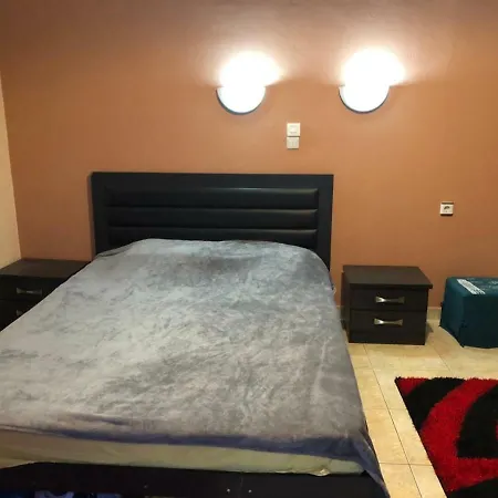 Iridas House Apartment *
